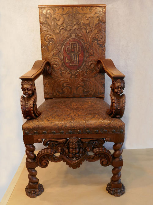 Antique-leather-chair-50.jpg