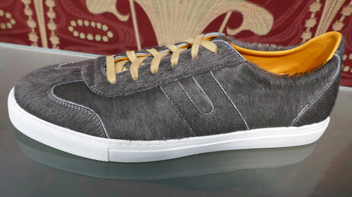 Cowhide leather shoe-01.jpg