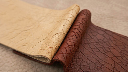 Crackled leather-01.jpg
