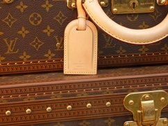 Louis-Vuitton-001.jpg