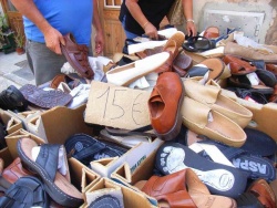 Schuhe-Markt-billig-001.jpg
