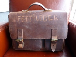 Tasche-Fettleder-01.jpg
